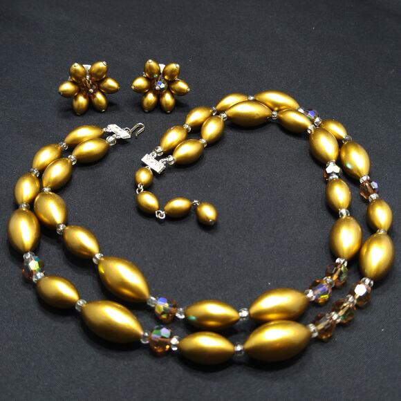 Vintage Gold Pearled & Crystal Beaded Necklace, Matching Clip Earrings, 1950 - Picture 7 of 10